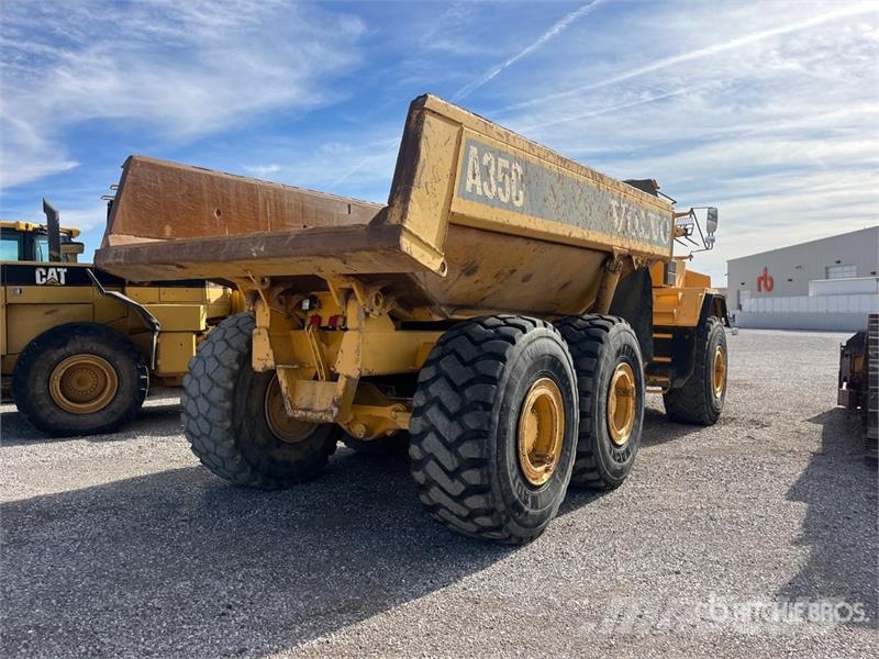 Volvo A35C 鉸接式起吊車