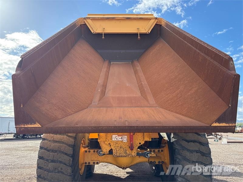 Volvo A60H Articulated Dump Truck Liigendraamiga pinnaseveokid