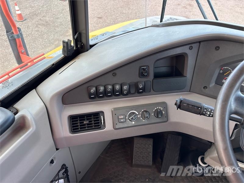 Volvo A60H Articulated Dump Truck Liigendraamiga pinnaseveokid