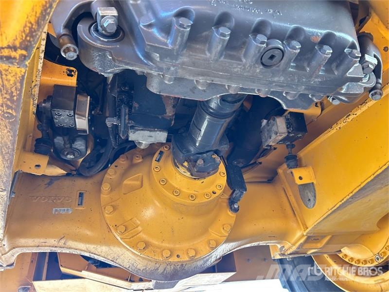 Volvo A60H Articulated Dump Truck 연결식 홀러
