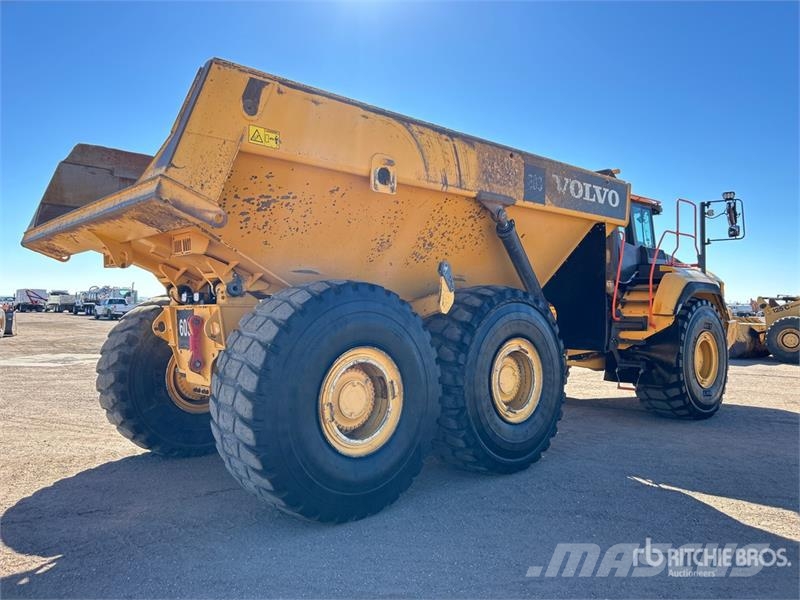 Volvo A60H Articulated Dump Truck 연결식 홀러