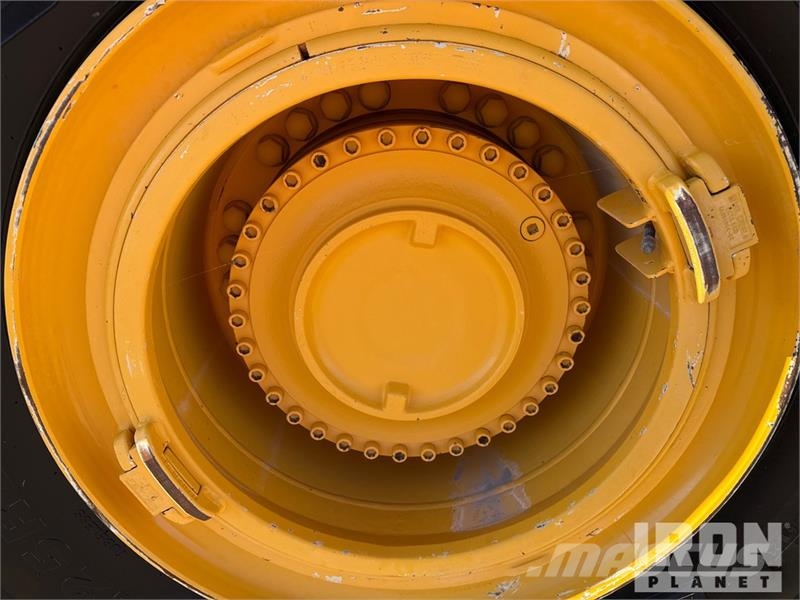 Volvo A60H Articulated Dump Truck 연결식 홀러