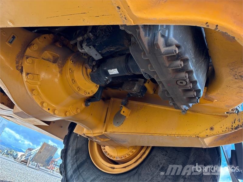 Volvo A60H Articulated Dump Truck Liigendraamiga pinnaseveokid