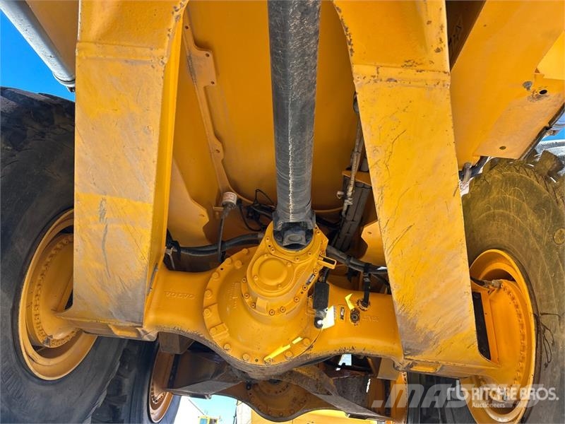Volvo A60H Articulated Dump Truck 연결식 홀러