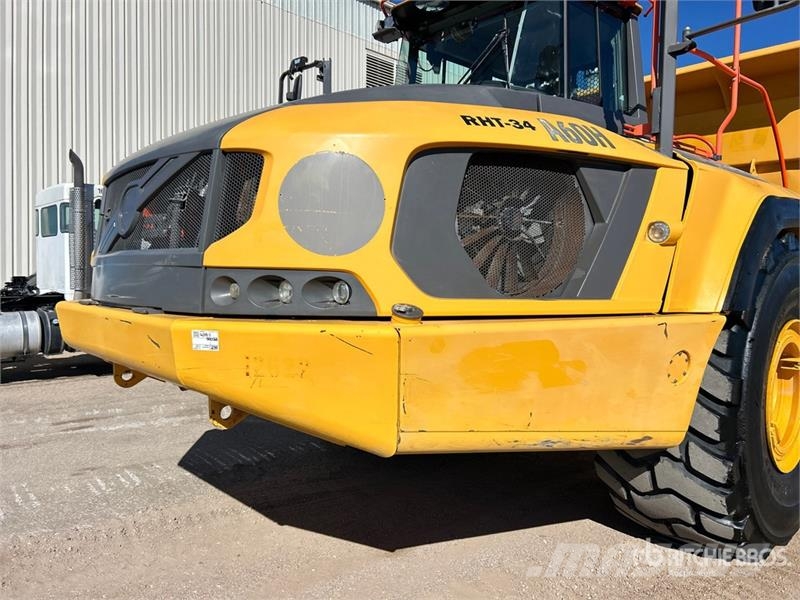 Volvo A60H Articulated Dump Truck 鉸接式起吊車