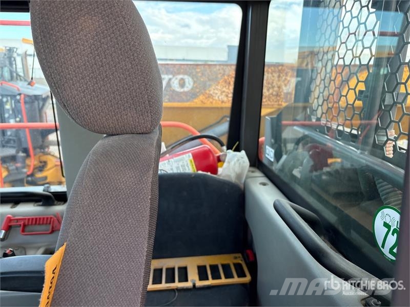 Volvo A60H Articulated Dump Truck Liigendraamiga pinnaseveokid