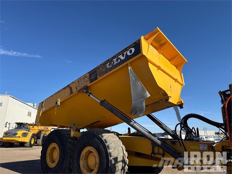 Volvo A60H Articulated Dump Truck 연결식 홀러
