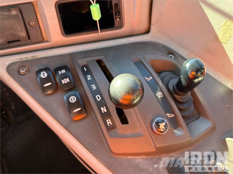 Volvo A60H Articulated Dump Truck 연결식 홀러