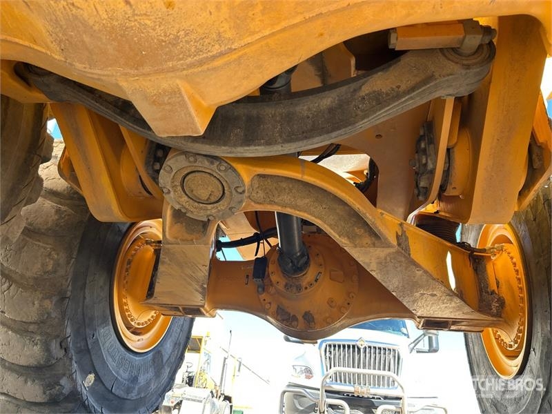 Volvo A60H Articulated Dump Truck 鉸接式起吊車