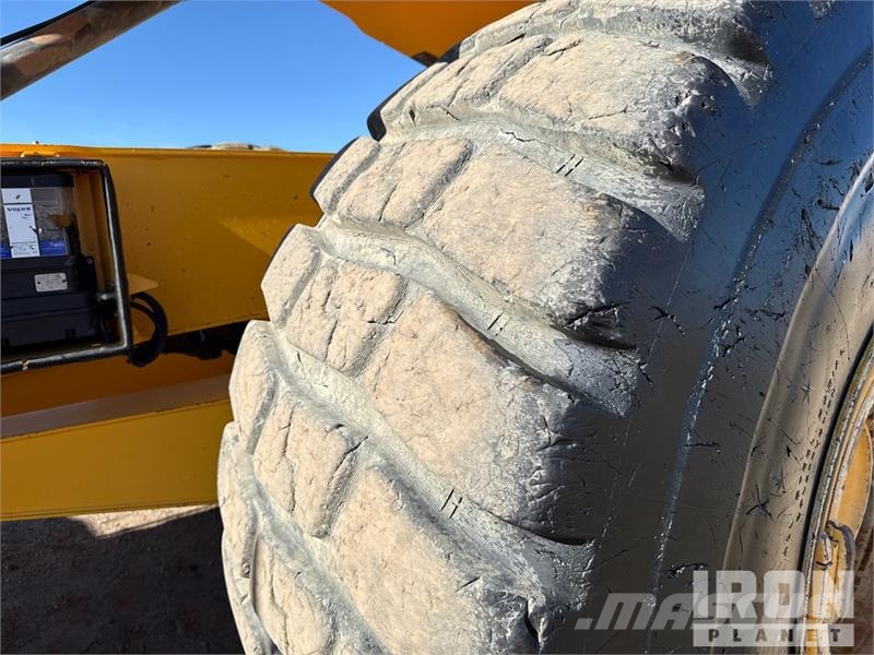 Volvo A60H Articulated Dump Truck 연결식 홀러