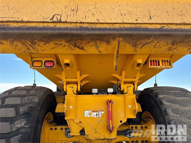 Volvo A60H Haul Truck 연결식 홀러