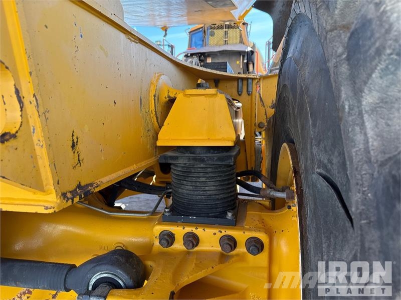 Volvo A60H Haul Truck 연결식 홀러