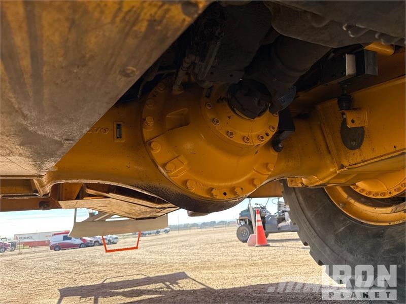 Volvo A60H Haul Truck 연결식 홀러