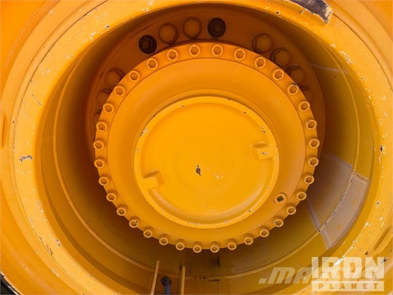 Volvo A60H Haul Truck 연결식 홀러