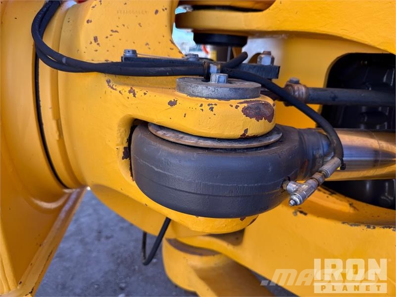 Volvo A60H Haul Truck 연결식 홀러