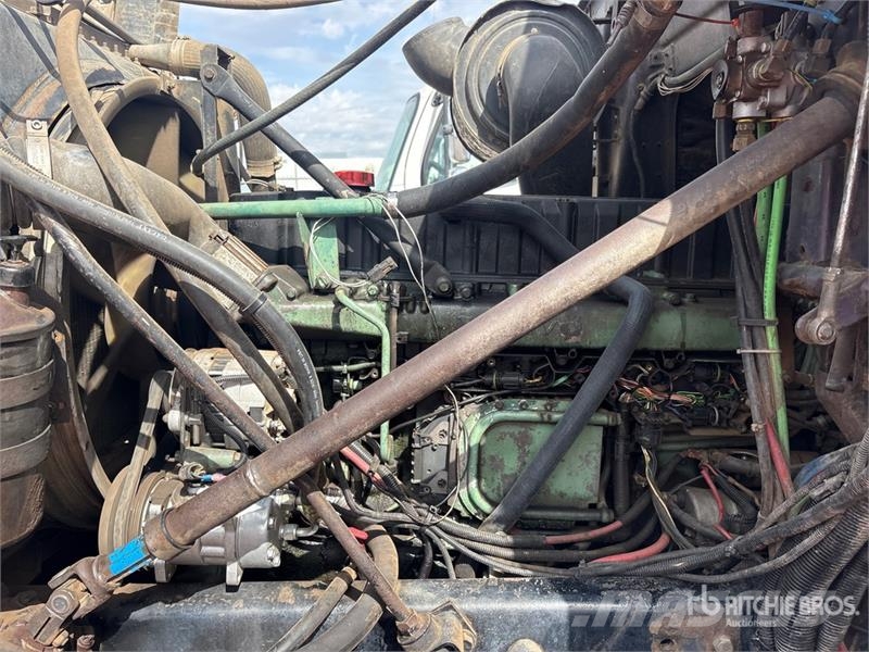 Volvo ACL Pašizgāzējs