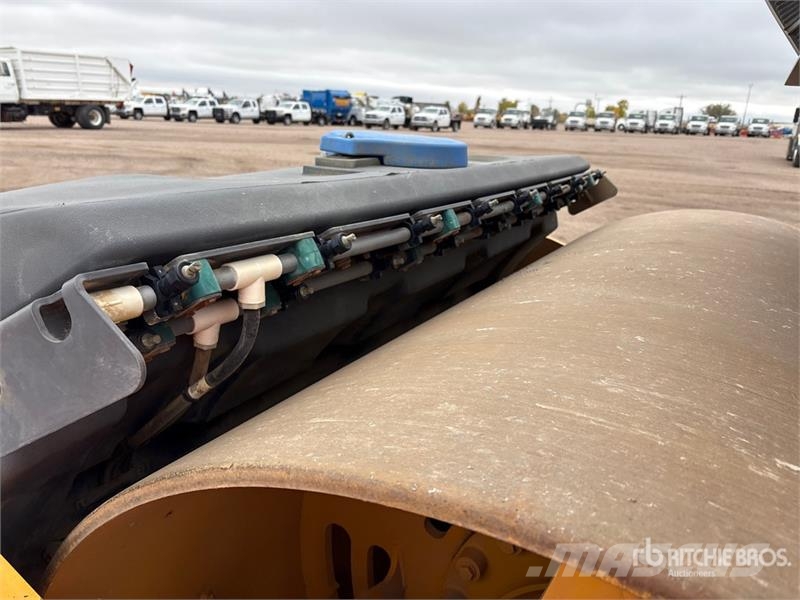 Volvo DD110 Double Drum Roller Twin drum rollers