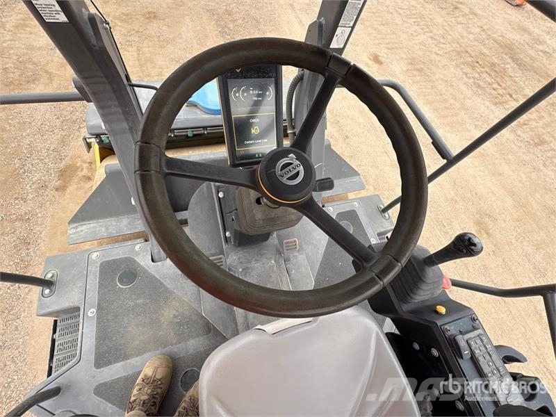 Volvo DD110 Double Drum Roller Twin drum rollers
