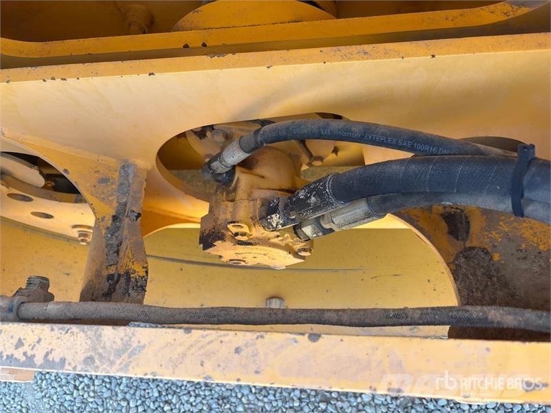 Volvo DD118HF Double Drum Roller Rodillos de doble tambor