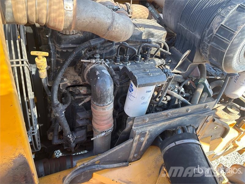Volvo DD90 Double Drum Roller Ikerdobos hengerek