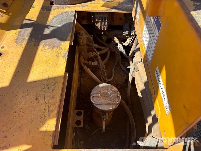 Volvo DD90 Double Drum Roller Ikerdobos hengerek