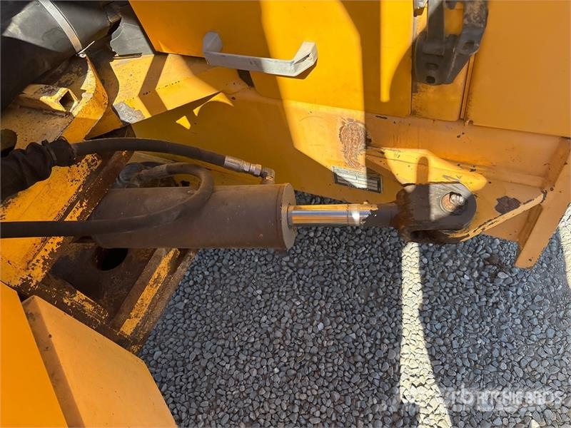 Volvo DD90 Double Drum Roller Ikerdobos hengerek
