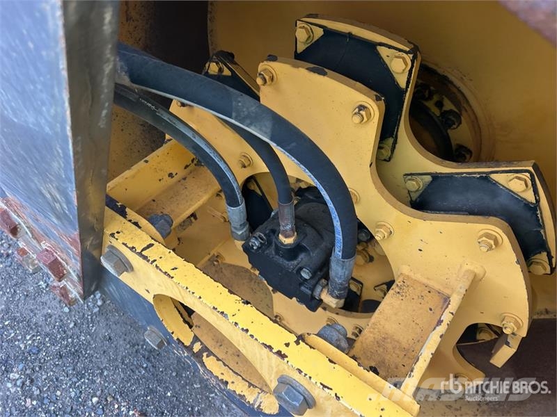 Volvo DD90HF Double Drum Roller Rodillos de doble tambor