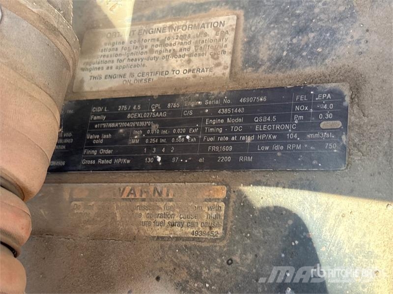 Volvo DD90HF Double Drum Roller 双轮压路机