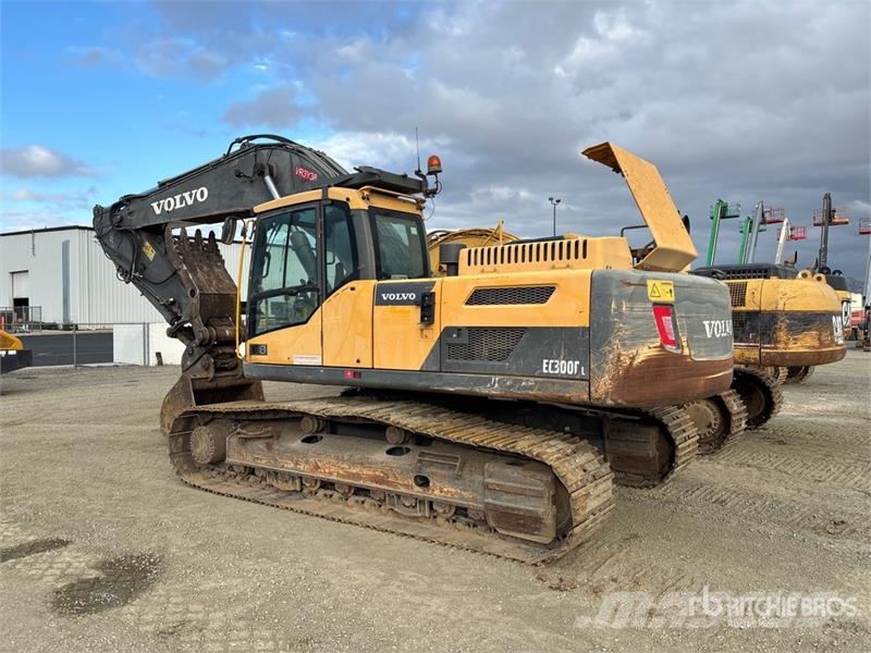 Volvo EC300DL Tracked Excavator Crawler excavators
