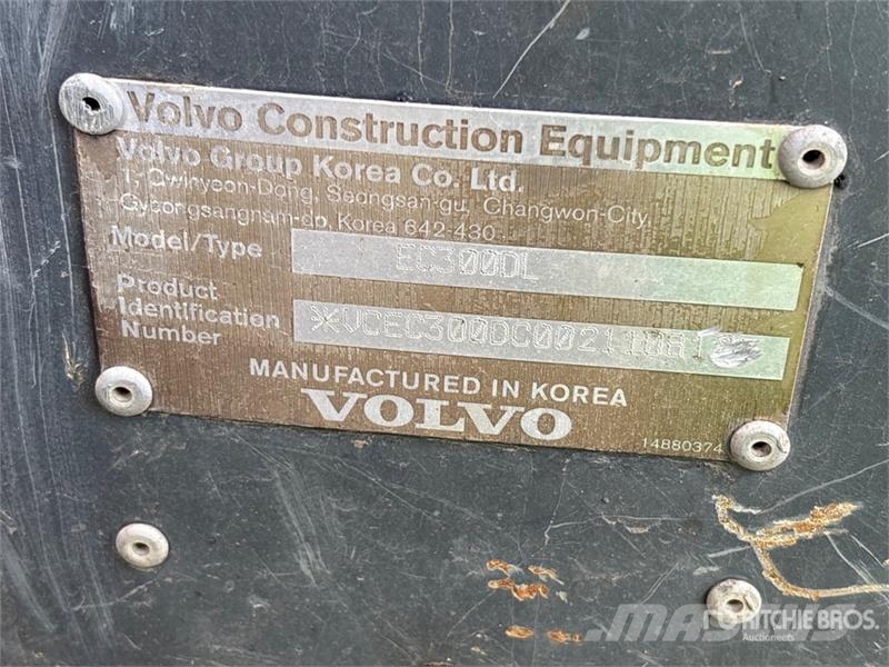Volvo EC300DL Tracked Excavator Crawler excavators