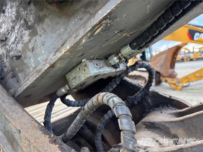 Volvo EC300DL Tracked Excavator Crawler excavators