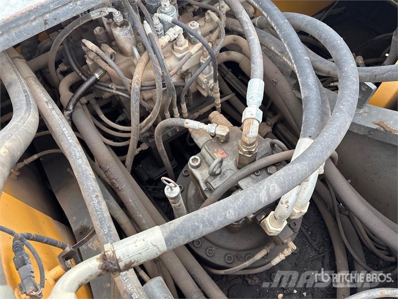 Volvo EC300DL Tracked Excavator Crawler excavators