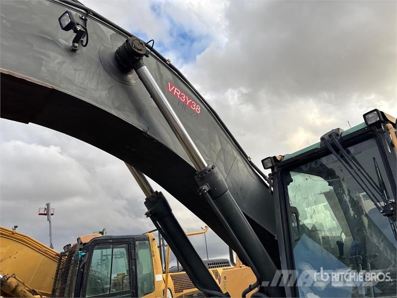 Volvo EC300DL Tracked Excavator Crawler excavators