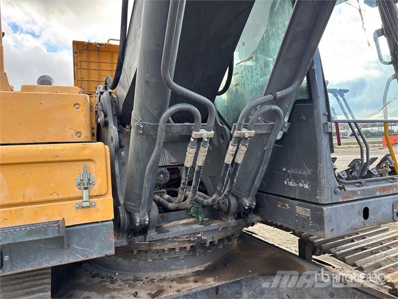 Volvo EC300DL Tracked Excavator Crawler excavators