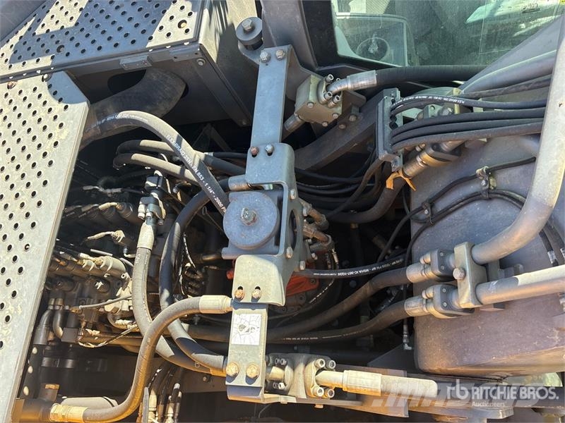Volvo EC350E Tracked Excavator Crawler excavators