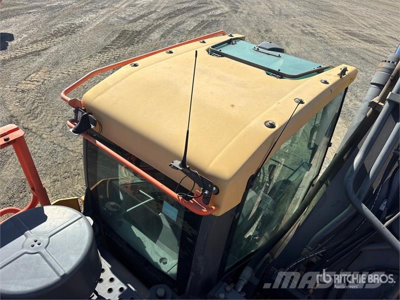 Volvo EC350E Tracked Excavator Crawler excavators