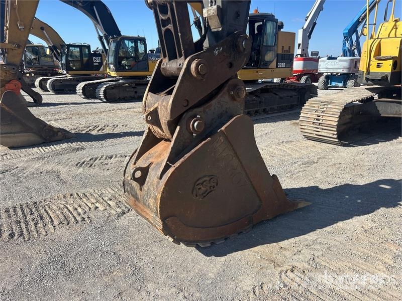 Volvo ECR305CL Tracked Excavator Bagri goseničarji