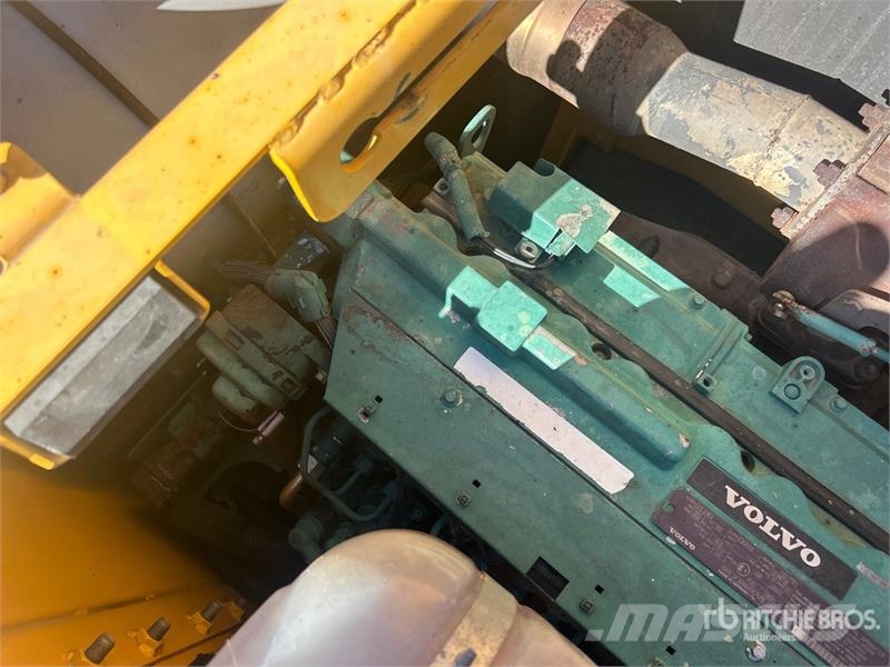 Volvo ECR305CL Tracked Excavator Bagri goseničarji