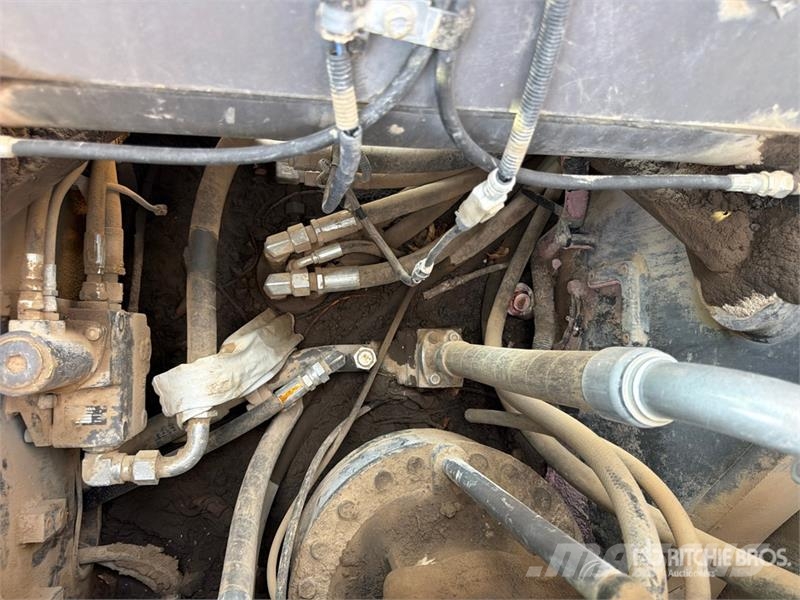 Volvo ECR355EL Tracked Excavator حفارات زحافة