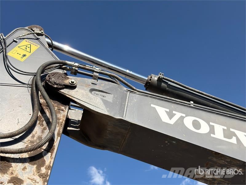 Volvo ECR355EL Tracked Excavator حفارات زحافة