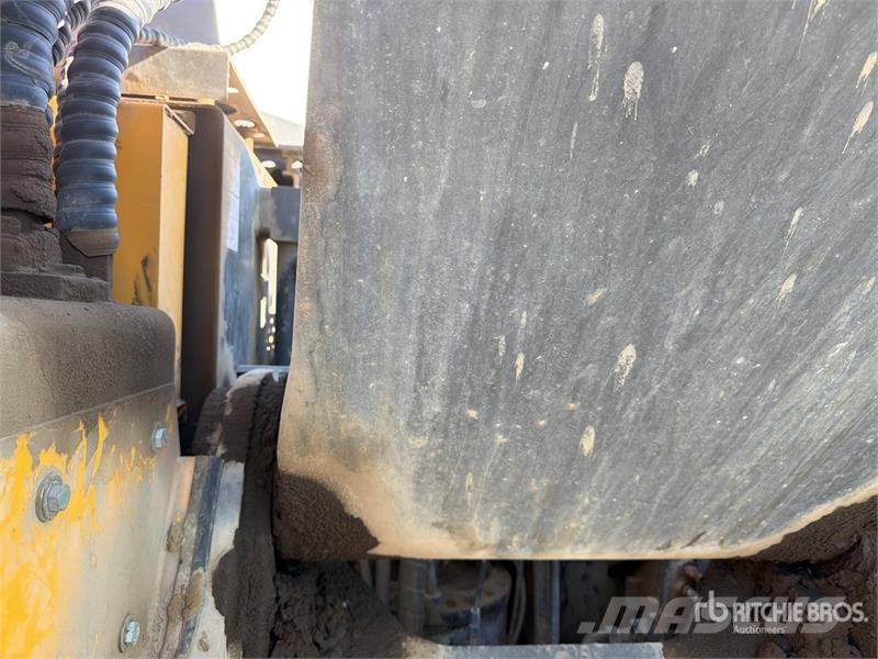 Volvo ECR355EL Tracked Excavator حفارات زحافة
