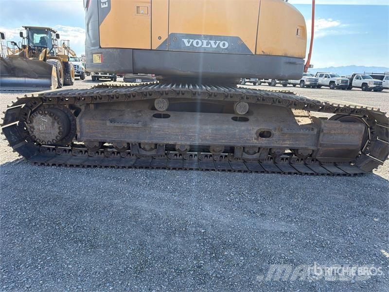 Volvo ECR355EL Tracked Excavator حفارات زحافة