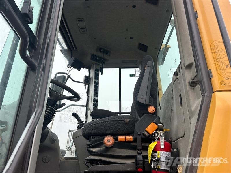 Volvo L60G Wheel Loader Chargeuse sur pneus