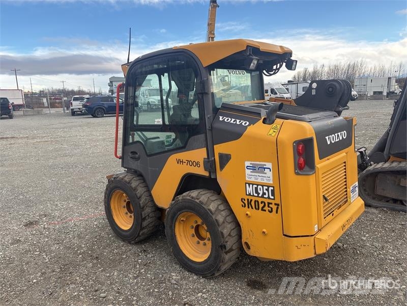 Volvo MC95C Skid Steer Loader Mini Pale Gommate