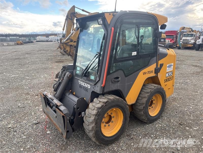 Volvo MC95C Skid Steer Loader Mini Pale Gommate