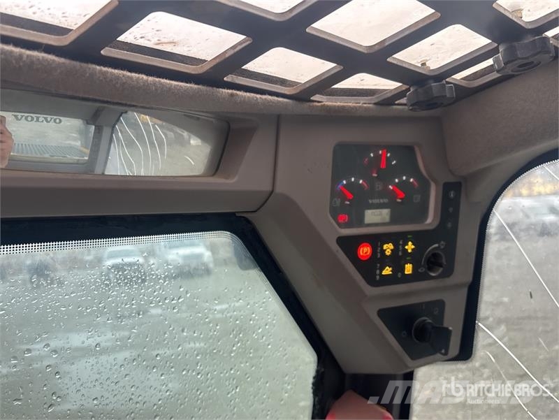 Volvo MCT135C Kompaktrakodók