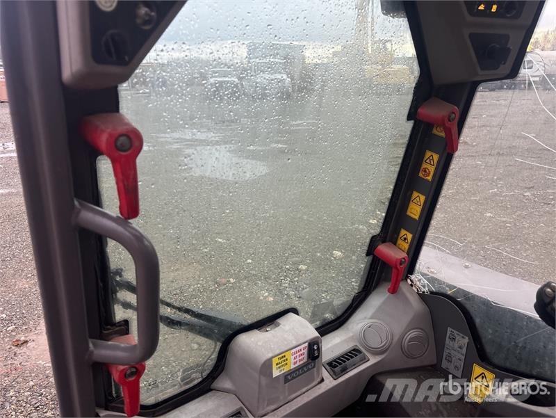 Volvo MCT135C Kompaktrakodók