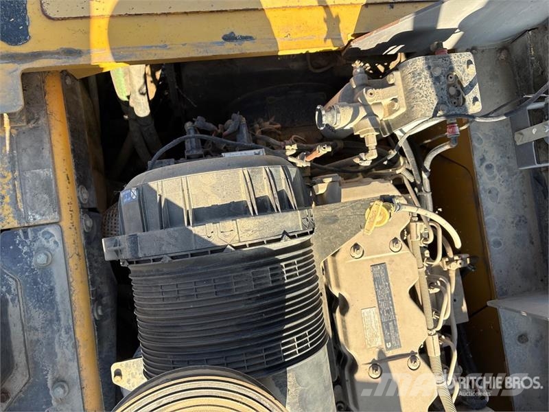 Volvo PF6170 沥青摊铺机