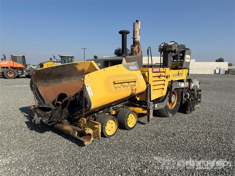 Volvo PF6170 沥青摊铺机