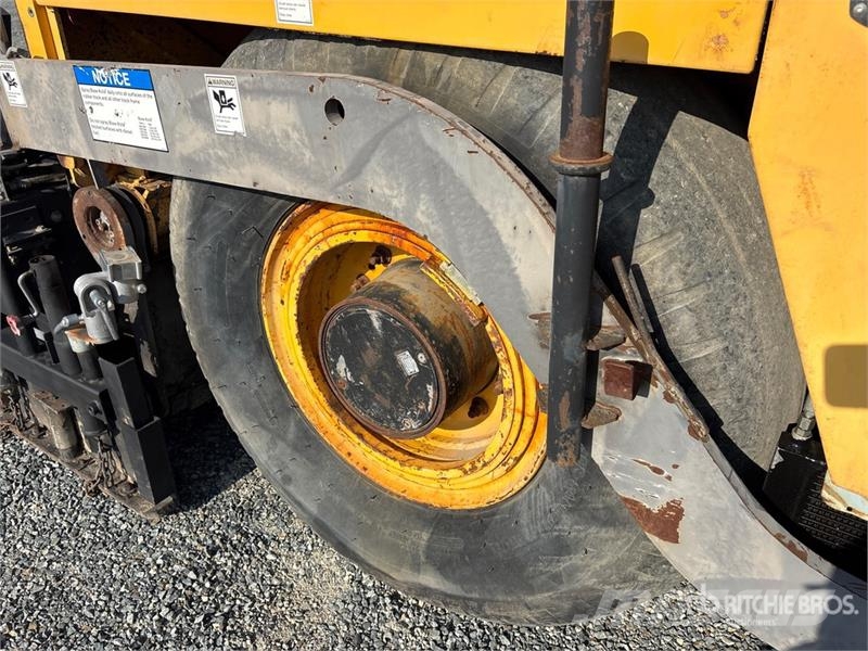 Volvo PF6170 沥青摊铺机